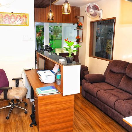 Jn Residency Perungudi Bed & Breakfast Chennai Bagian luar foto