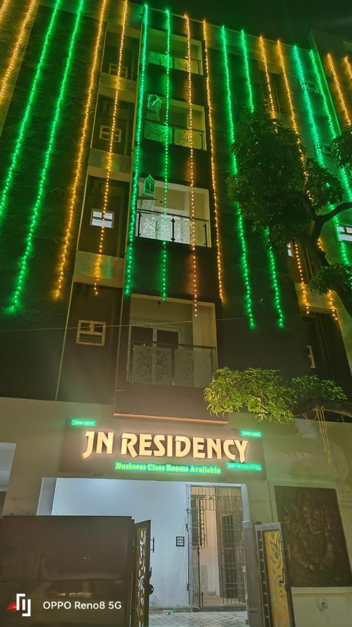 Jn Residency Perungudi Bed & Breakfast Chennai Bagian luar foto
