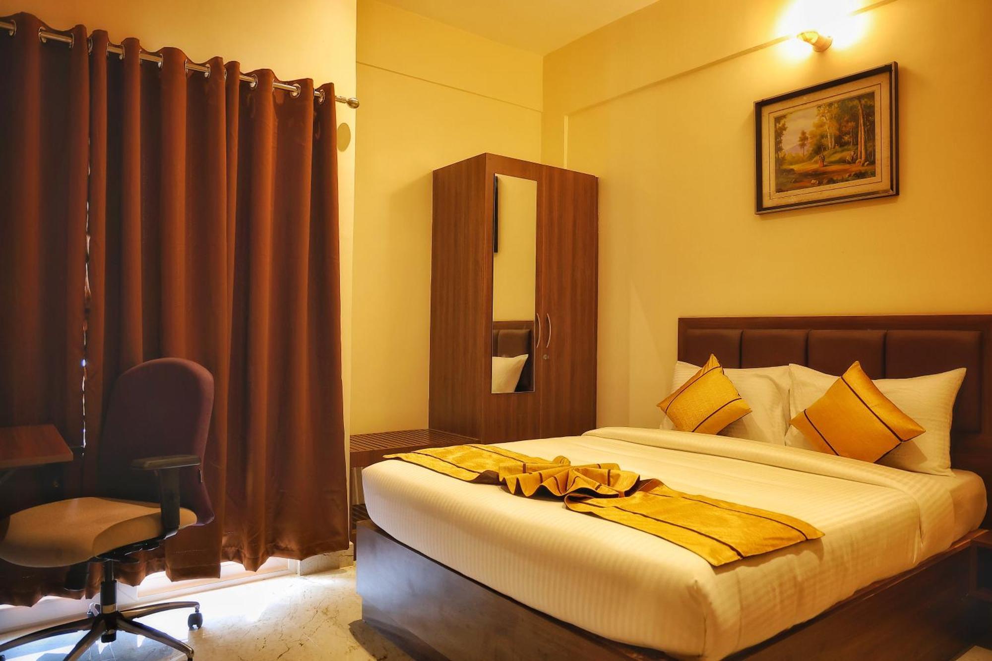 Jn Residency Perungudi Bed & Breakfast Chennai Bagian luar foto