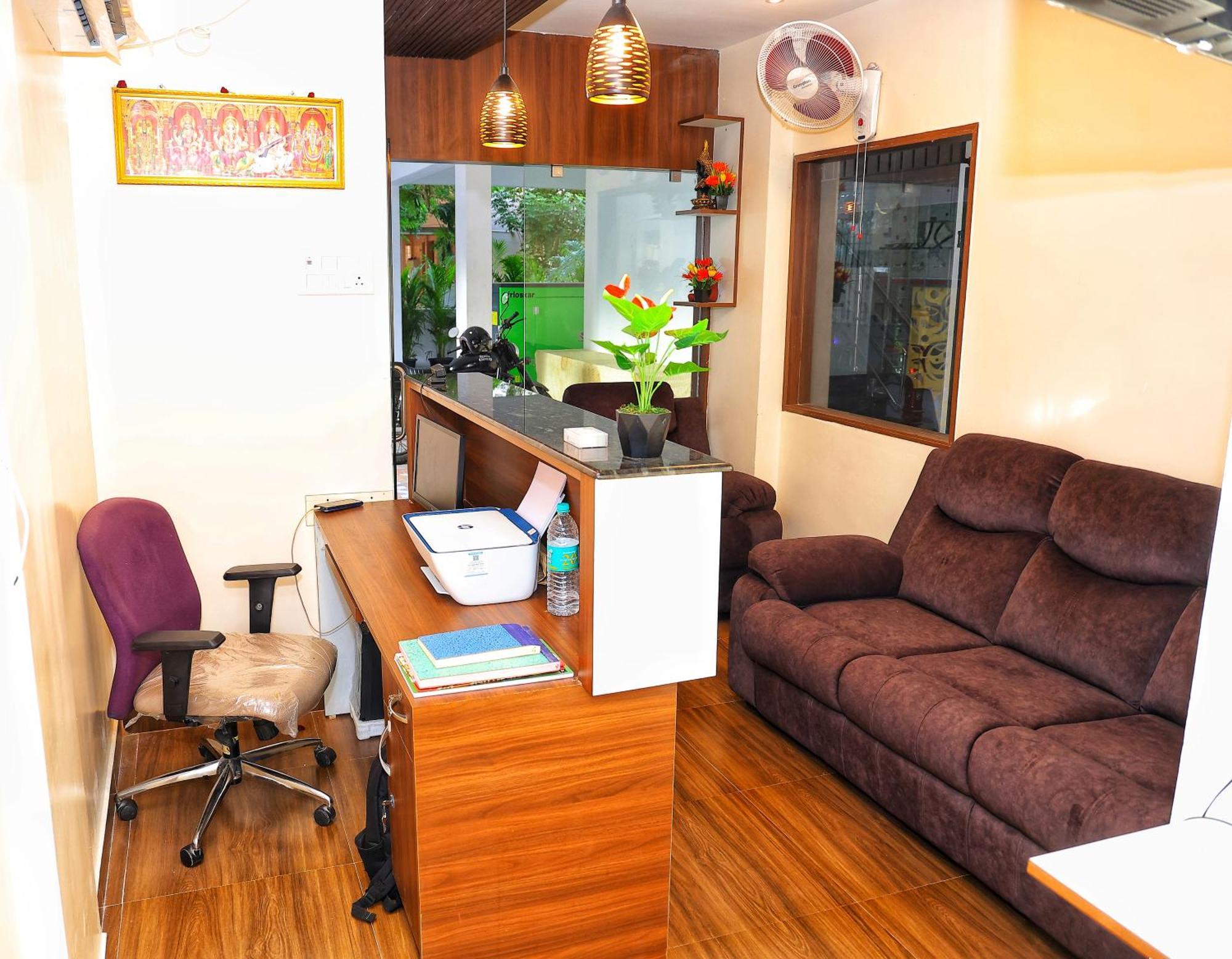 Jn Residency Perungudi Bed & Breakfast Chennai Bagian luar foto