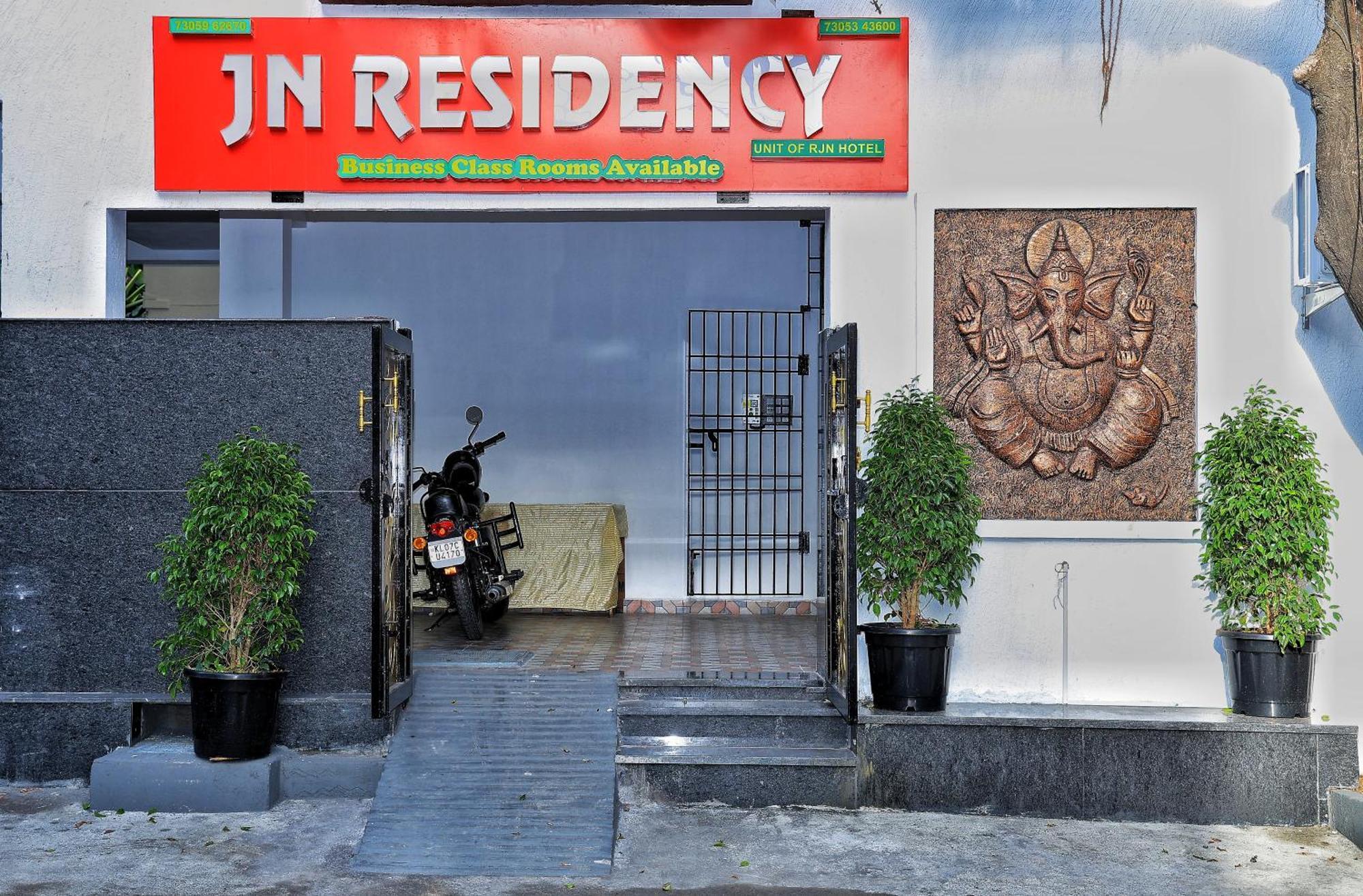 Jn Residency Perungudi Bed & Breakfast Chennai Bagian luar foto