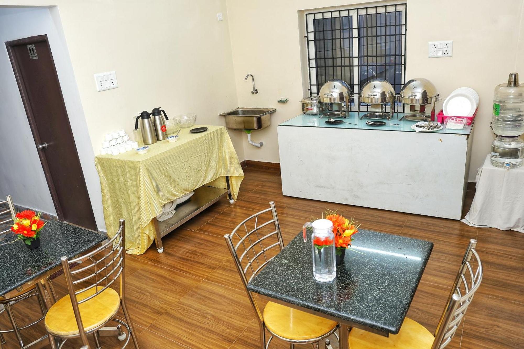 Jn Residency Perungudi Bed & Breakfast Chennai Bagian luar foto